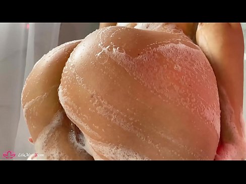 ❤️ Une brune masturbe sa chatte avec un vibrateur jusqu'à un orgasme intense sous la douche. Sexe at porn fr.liporno.ru ❌❤